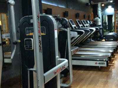 Black Vigor LUXE - Fitness Center