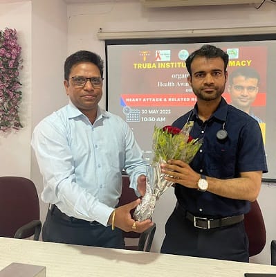 Dr. Avadhesh Narayan Khare - Heart Specialist